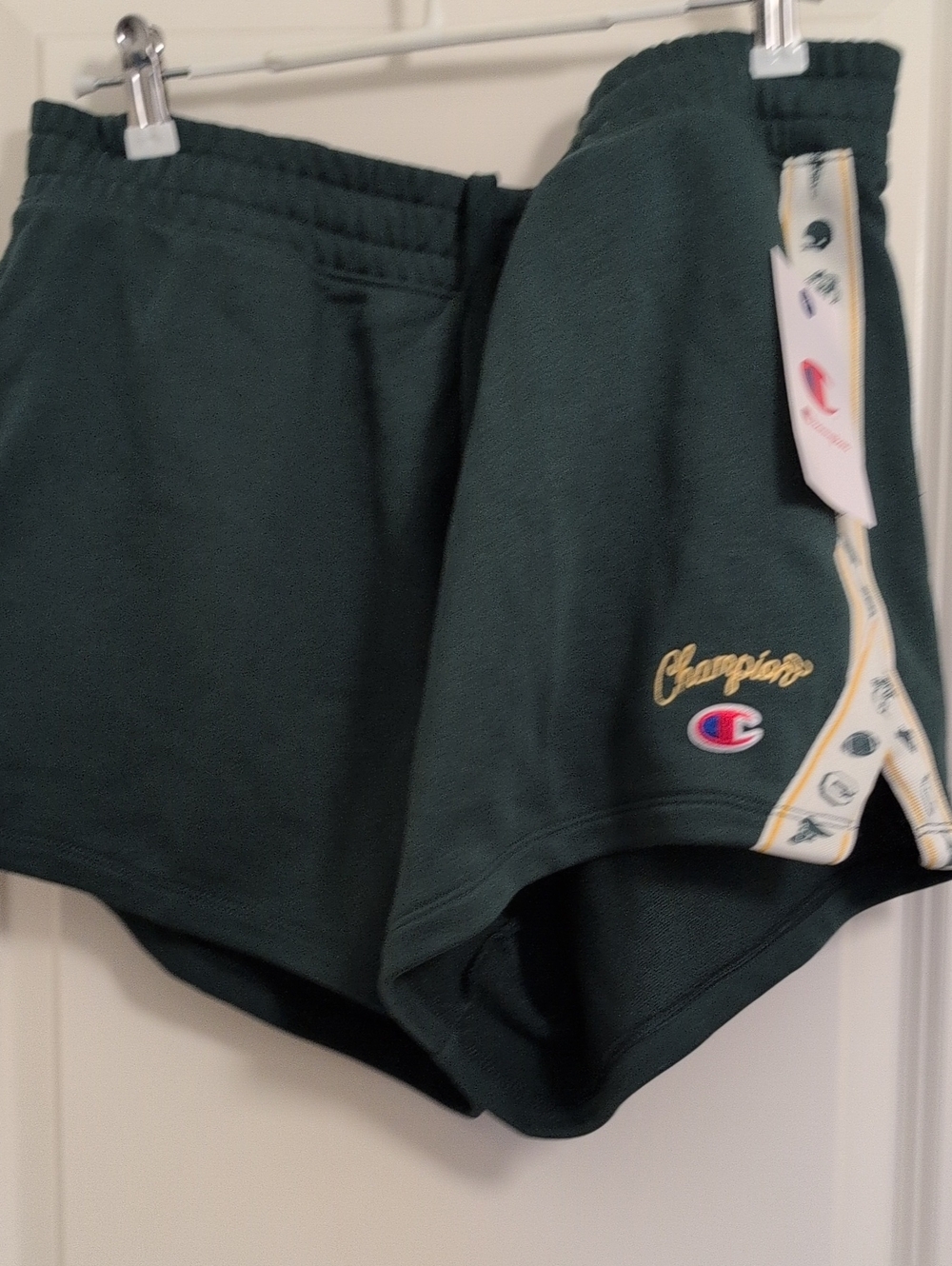 NWT Champion Elective Short Motif Taping In Green/Gold, Women's XL